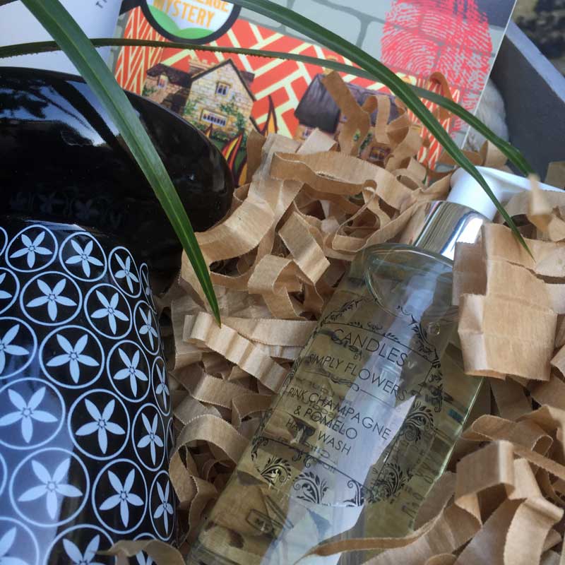 Luxury Valentine Gift Crate - Image 4